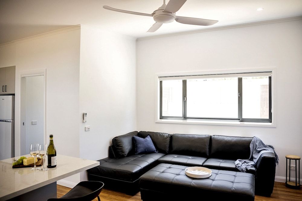 Corowa Bindaree Holiday Park Executive Cabin 5