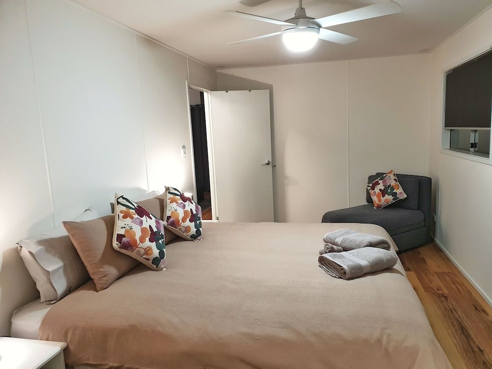 Skytrek Willow Springs Station Executive Villa, 2 Bedrooms, Fireplace, Valley View 2