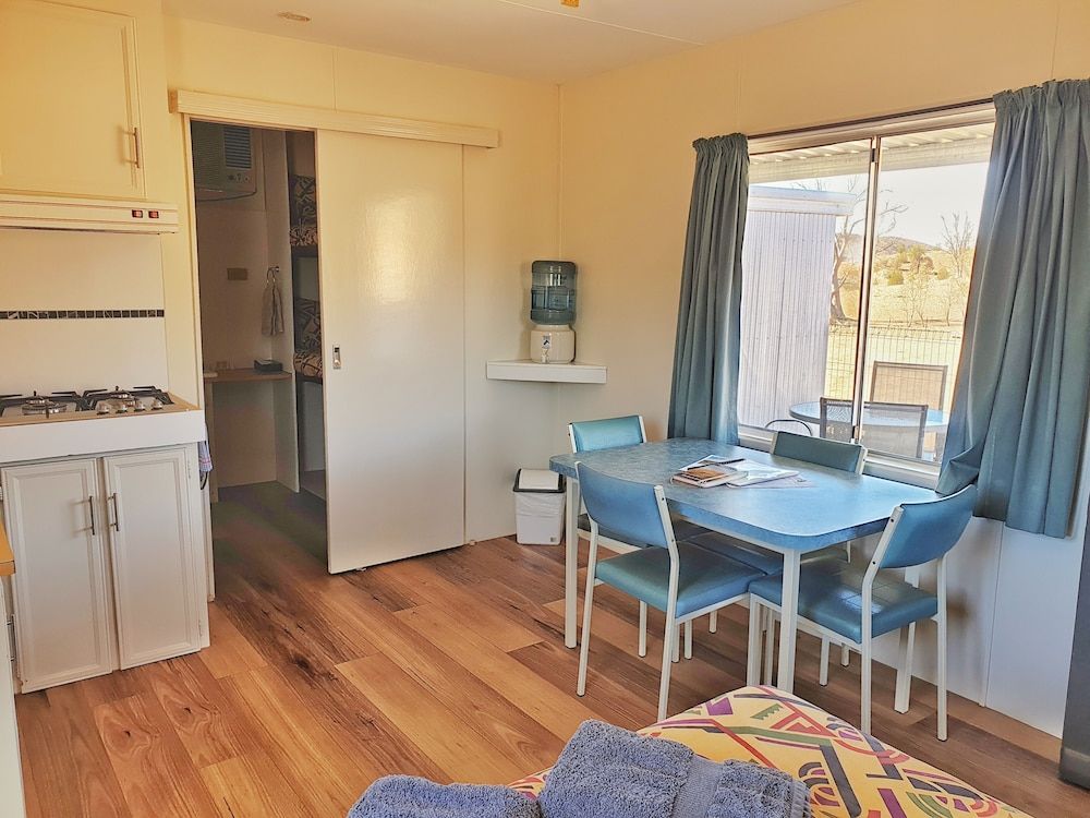 Skytrek Willow Springs Station The Jillaroo's Hut 4