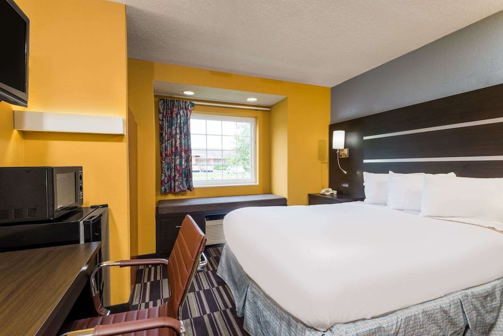 Room, 1 Queen Bed, Accessible, Non Smoking