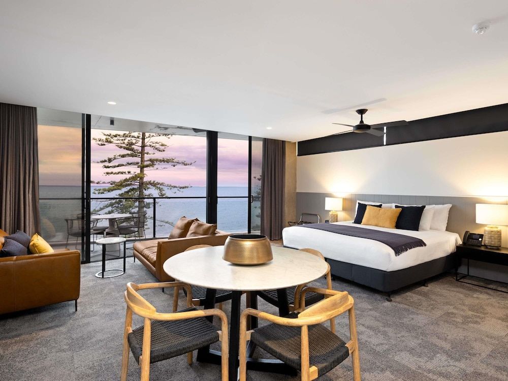 Junior Suite, 1 King Bed