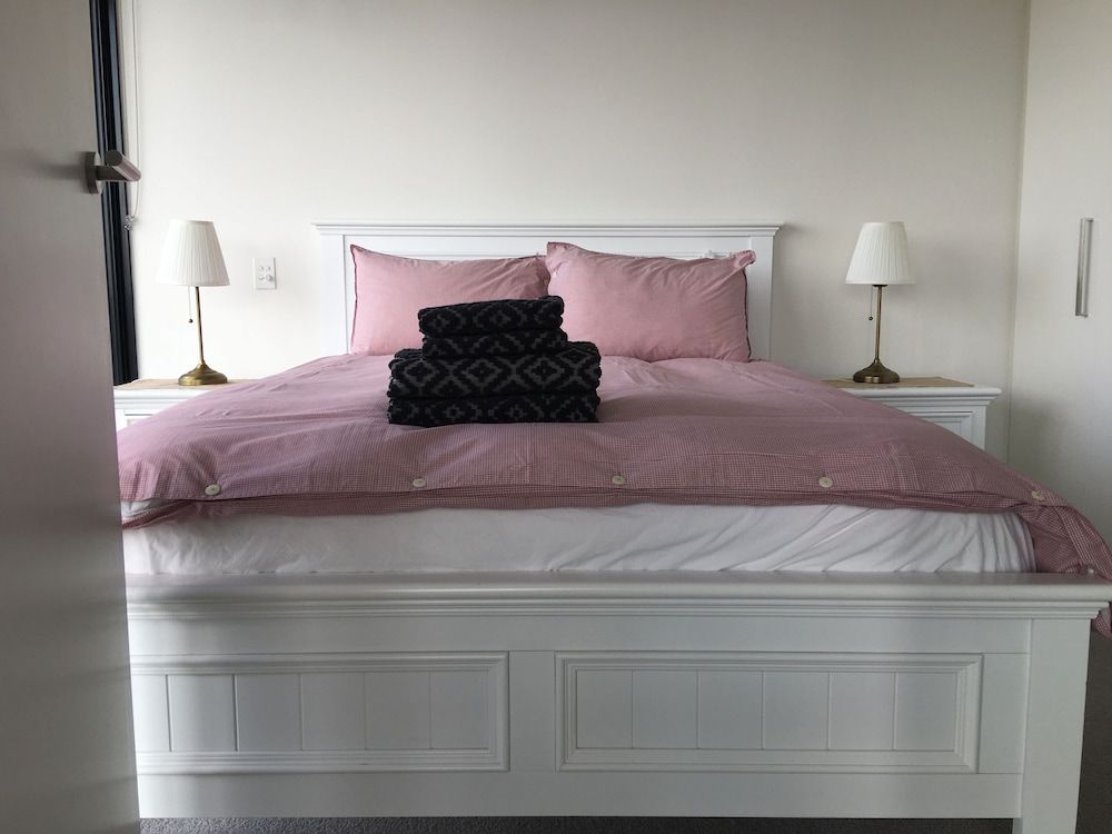 Exclusive Apartment, 2 Bedrooms, Accessible, River View