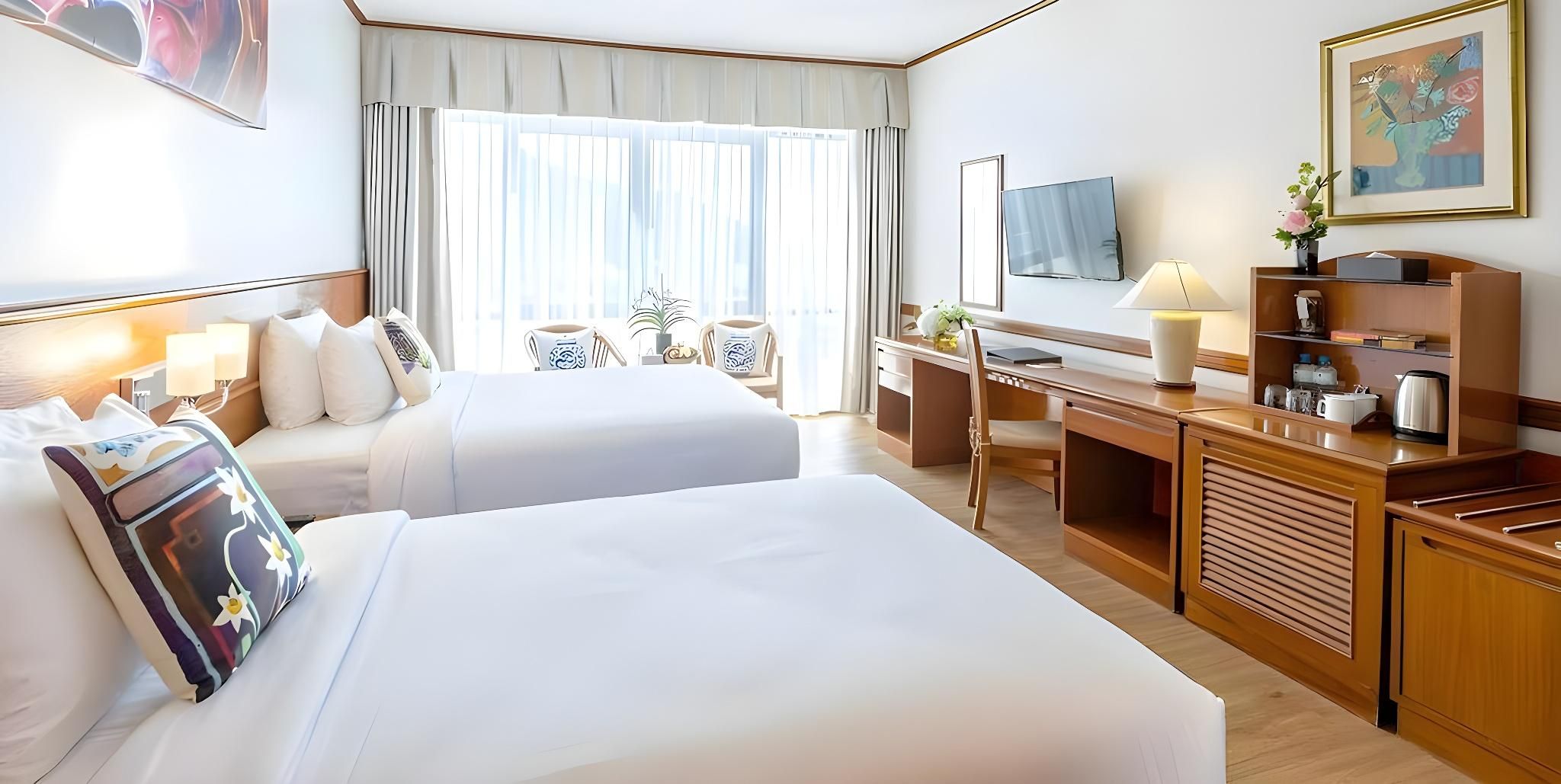 Royal Phuket City Hotel Premier Superior 3