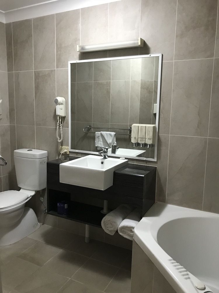 Villa Nova Apartment, 1 King Bed, Jetted Tub 4