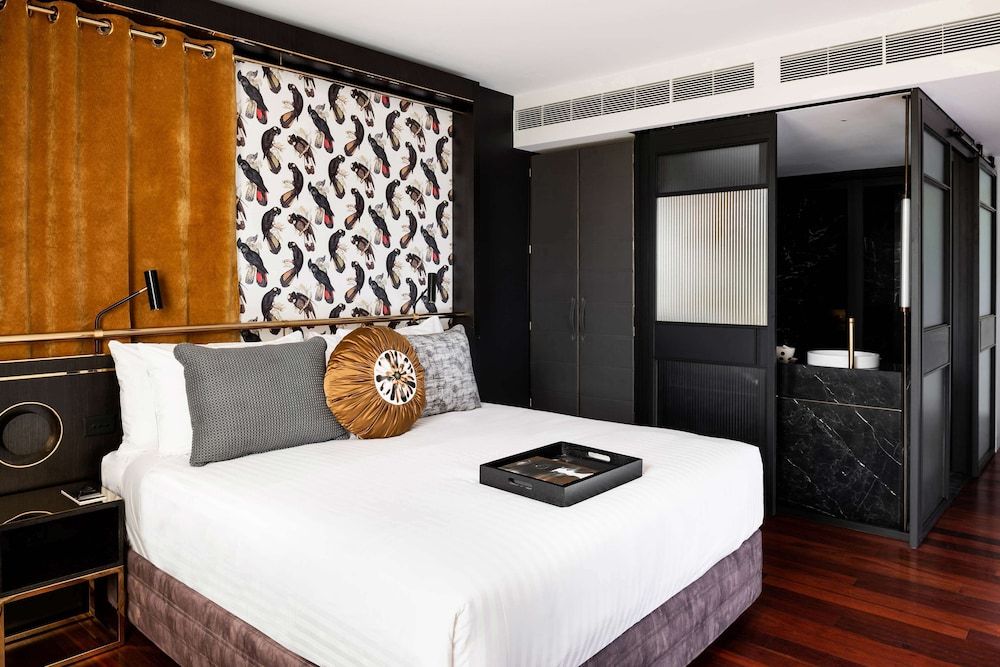 QT Perth QT King Room 2