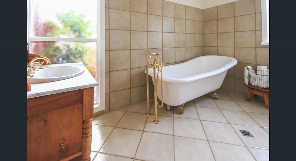 Ambrosia Holiday Home Holiday Homes 6