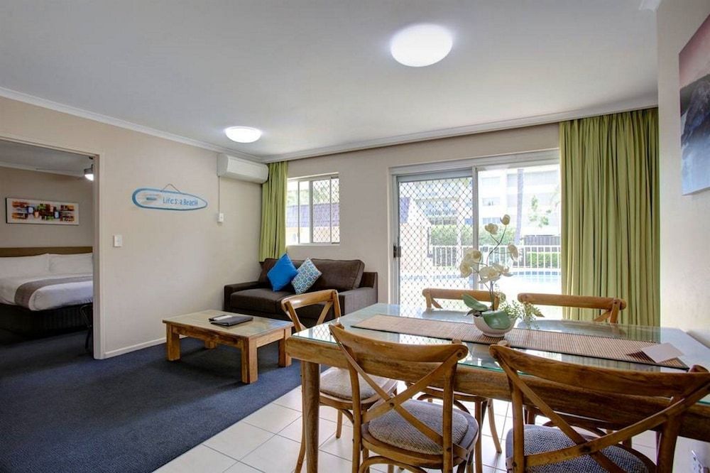Two Bedroom Apartment - One Queen & Two Single Beds