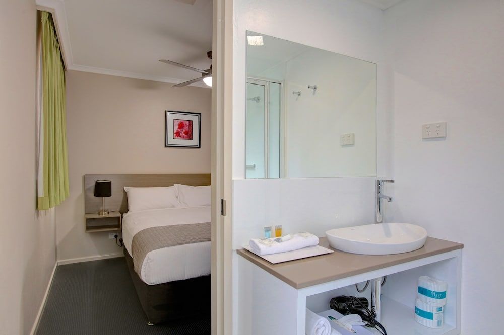 One Bedroom Apartment