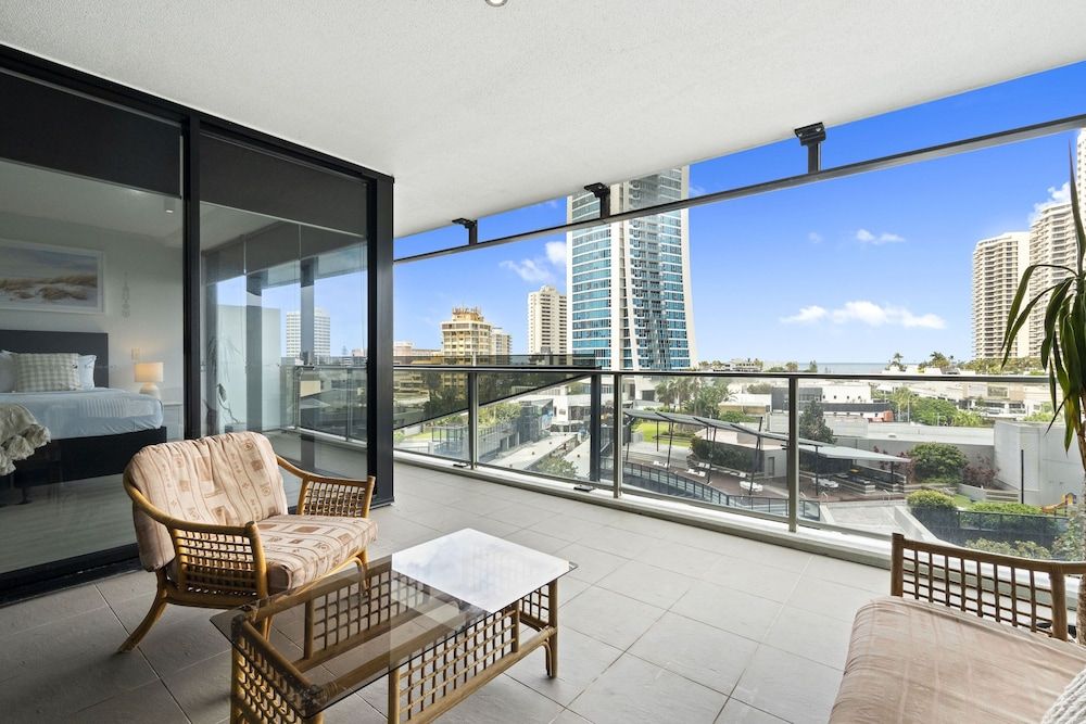 Circle on Cavill - Q Stay 1 Bedroom SPA (Low Floor) 4