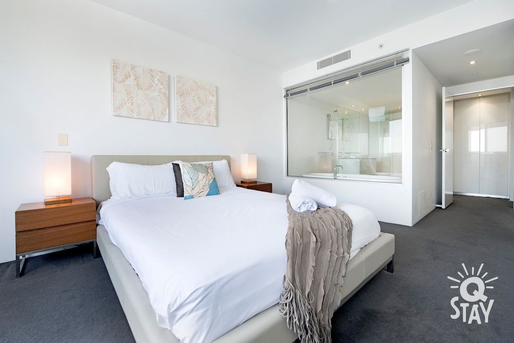 Circle on Cavill - Q Stay 1 Bedroom SPA 2