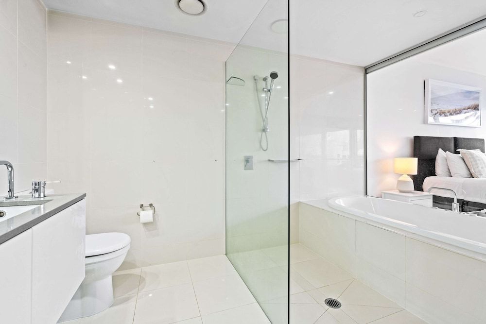 Circle on Cavill - Q Stay 1 Bedroom SPA (Low Floor) 5