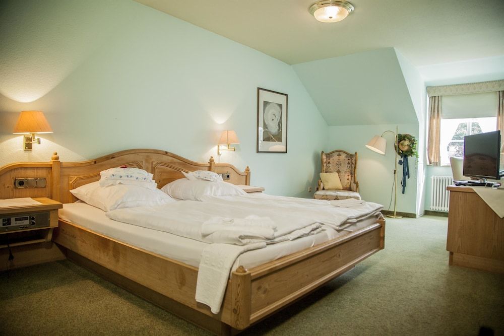 Basic Double Room