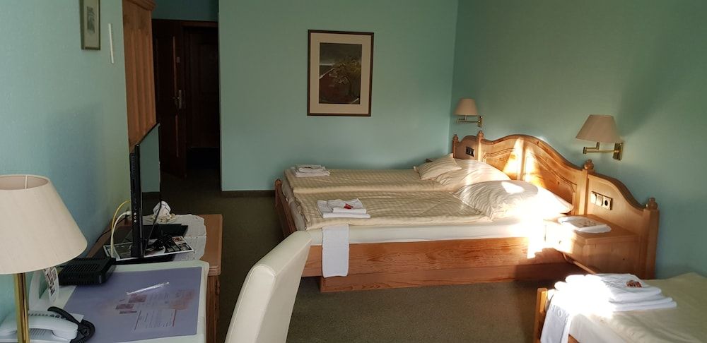 Basic Double Room