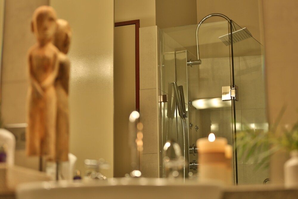 Bushland Luxury Chalet (Bushland Luxury Couples Retreat) 4