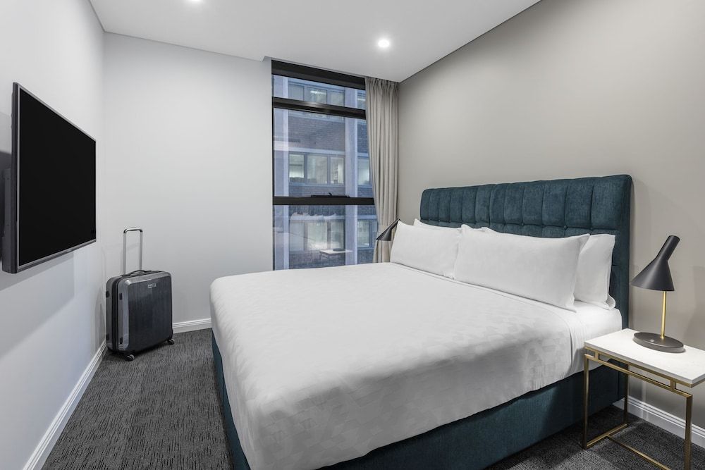 1 Bedroom Accessible Suite