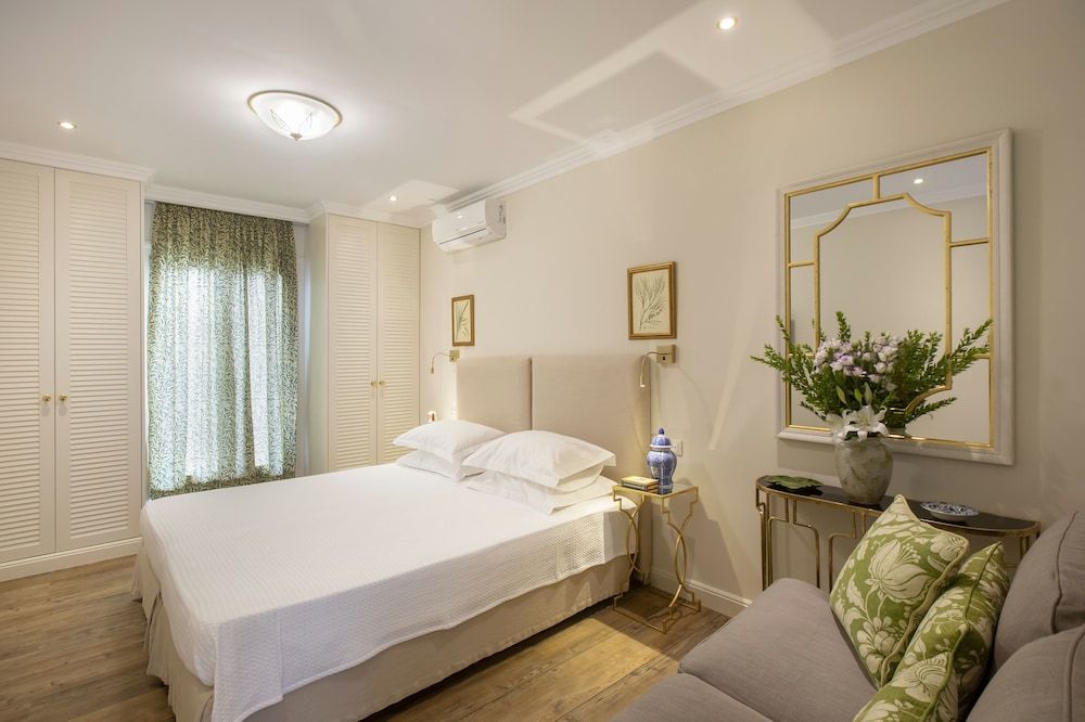 undefined Despotiko Hotel 3