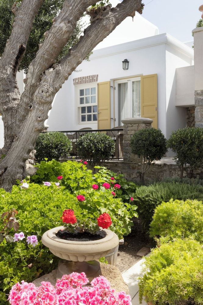 undefined Despotiko Hotel 3