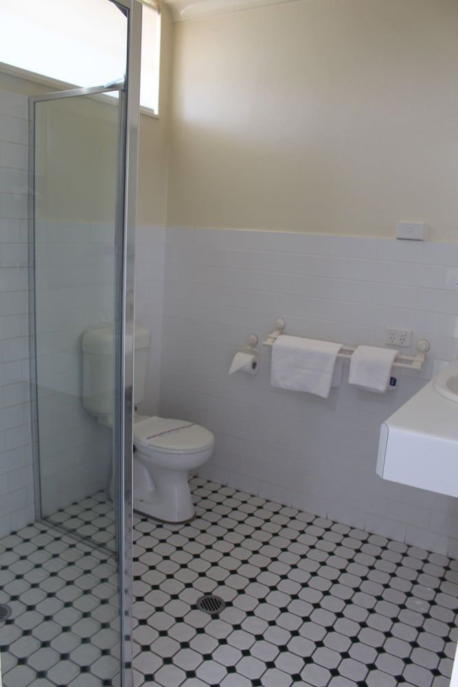 Cotswold Gardens Deluxe Room, 1 Queen Bed 6