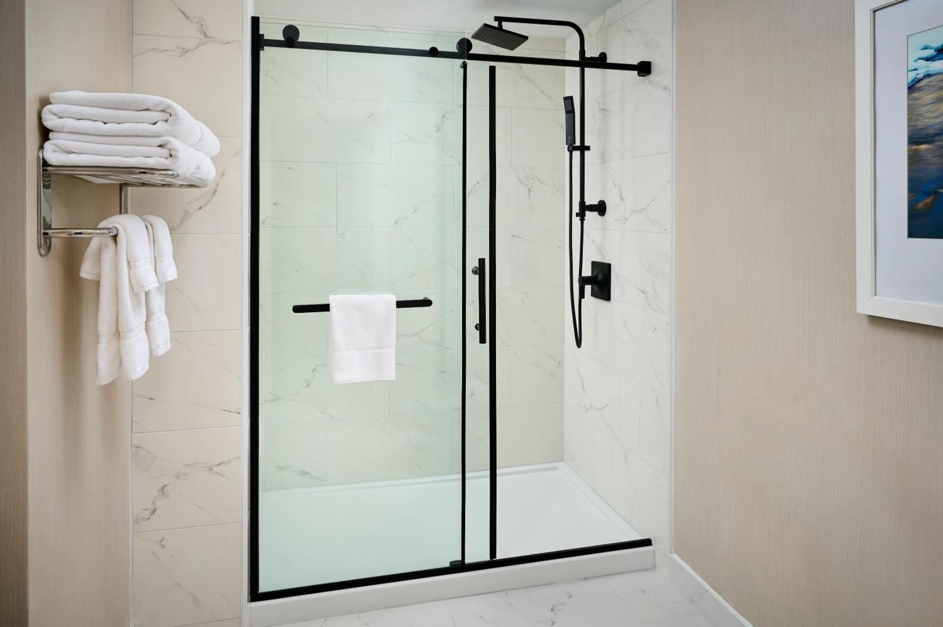 1 King 2 Queen Suite