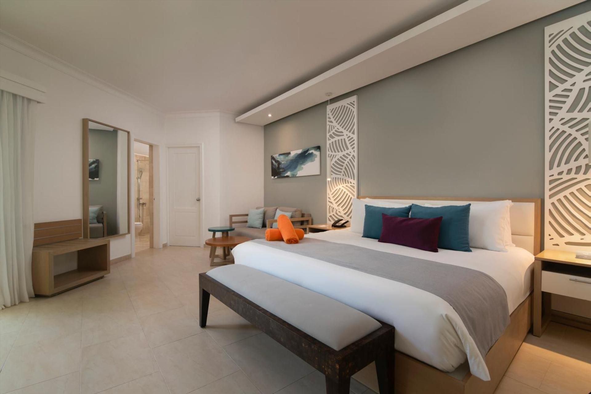 Premium King Junior Suite with Garden View