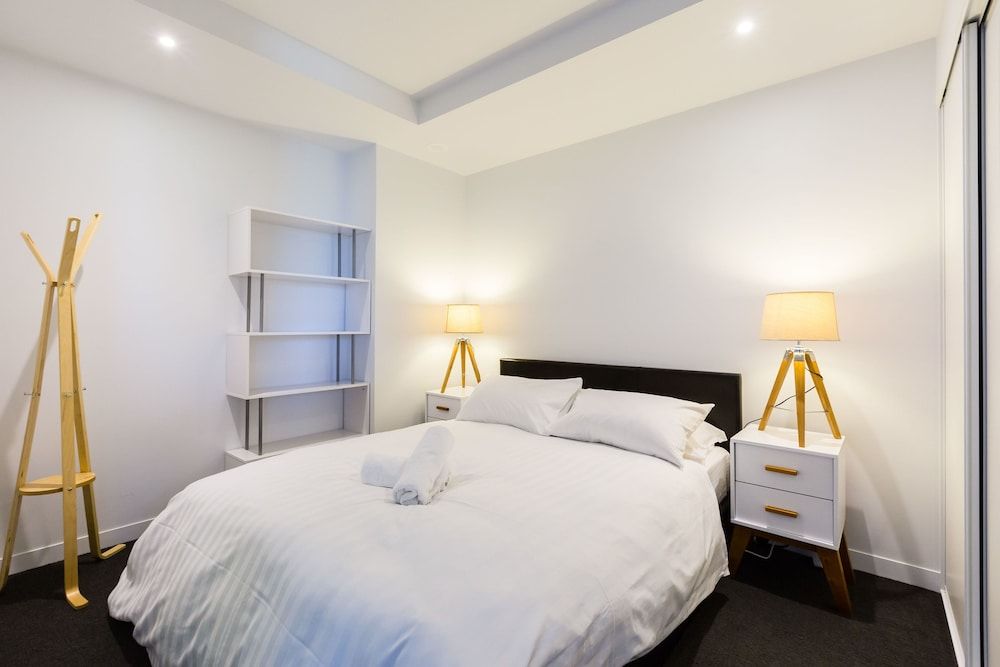 undefined SANTERI, 2BDR Melbourne Apartment 4
