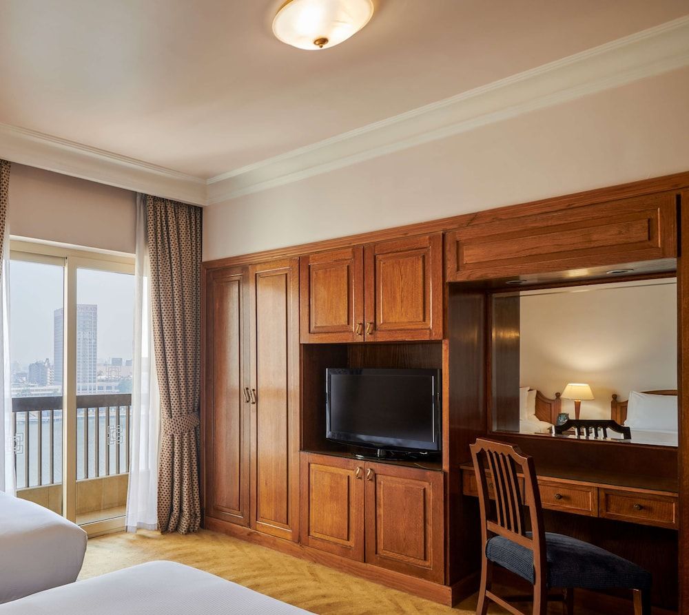 Room, 1 King Bed (Side Nile View)