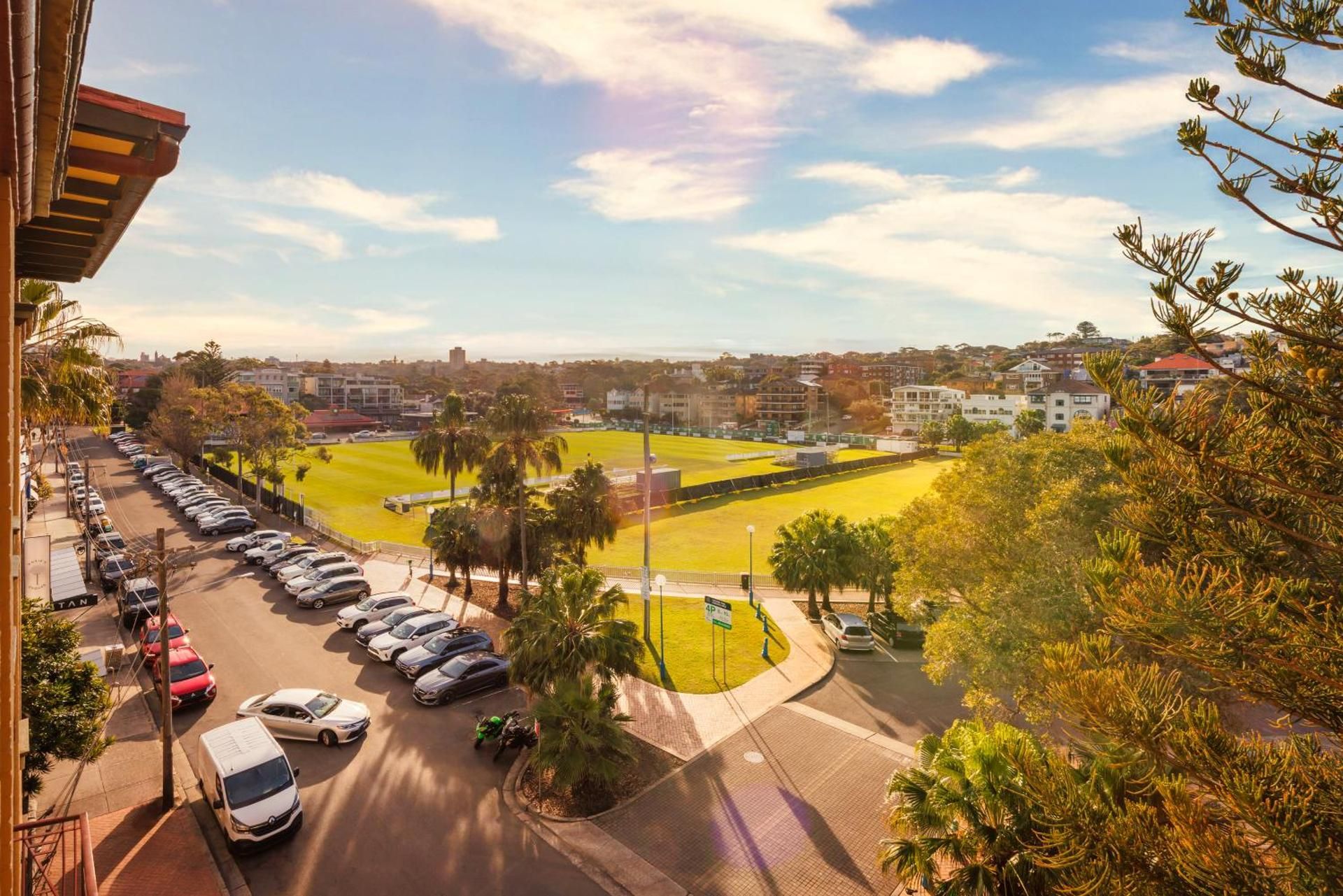 Bed in 10-Bed Mixed Dormitory with Balcony
