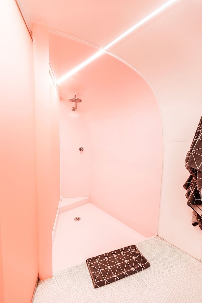 HOTEL NO Airstream 8