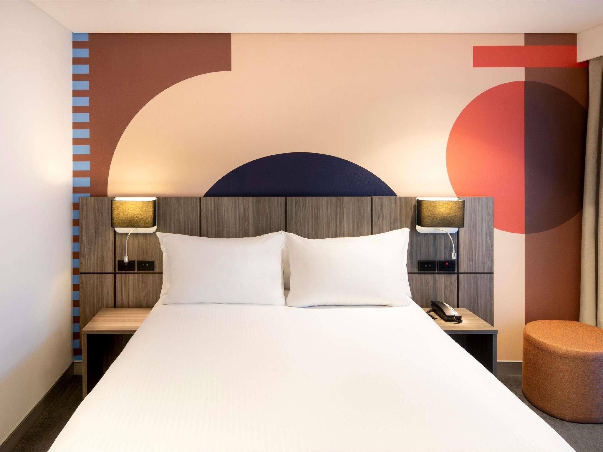 undefined ibis Styles Sydney Central 9