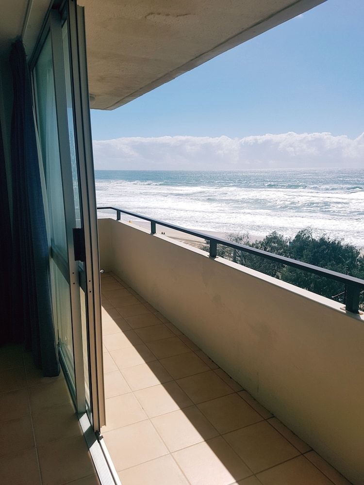 The Sands Two Bedroom Apartment 5