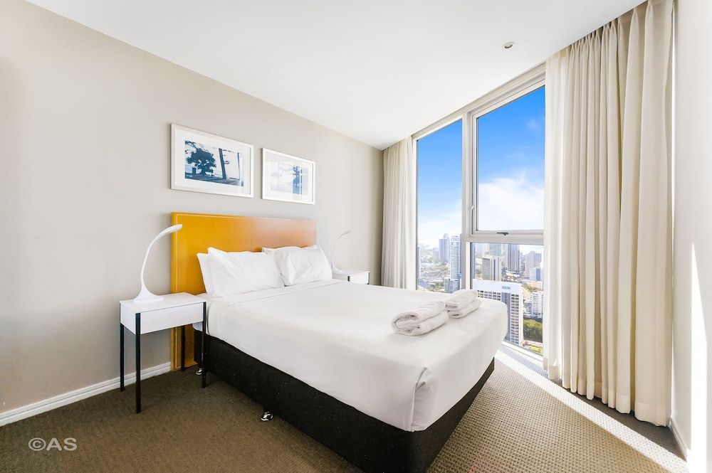 H Residences - Apartment Stay Private Lvl 39 (Above Hilton) - 2 Bedrooms, Accessible, Ocean View