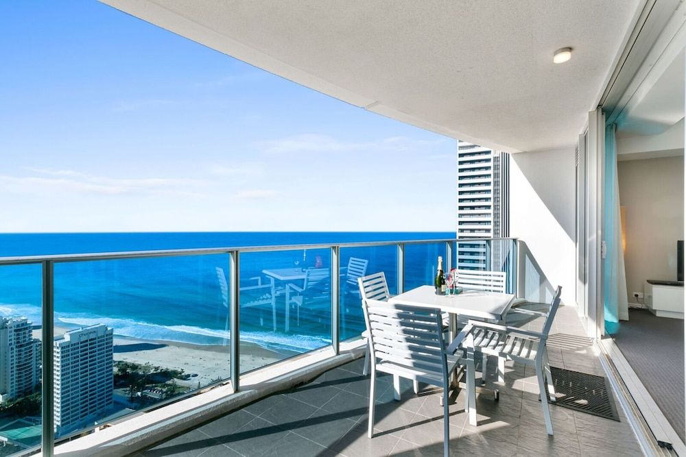 H Residences - Apartment Stay Private Lvl 39 (Above Hilton) - 2 Bedrooms, Accessible, Ocean View 5