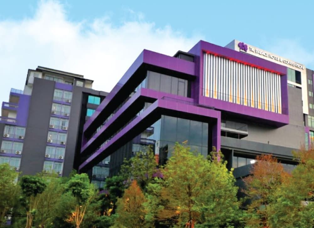 undefined TK Palace Hotel & Convention