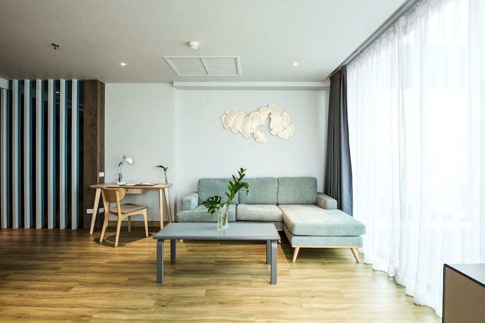 TK Palace Hotel & Convention Mini Suite 15