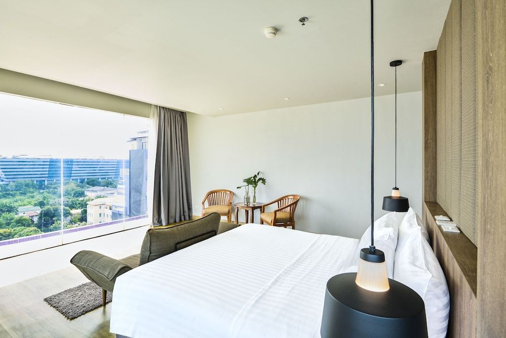 TK Palace Hotel & Convention Mini Suite 6