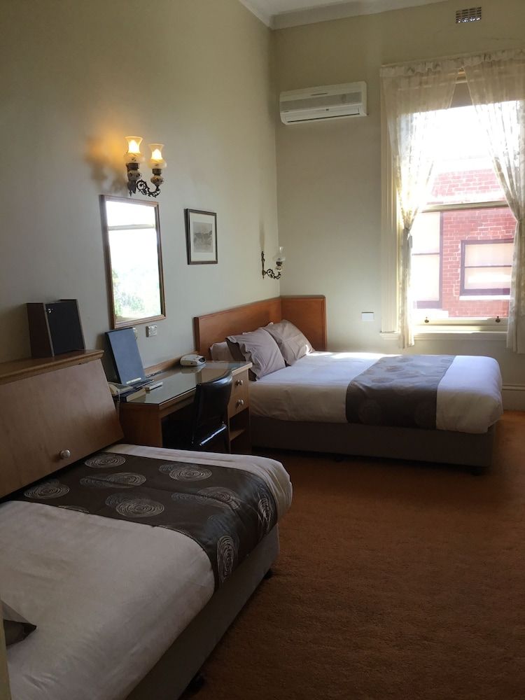 Queen Twin Suite
