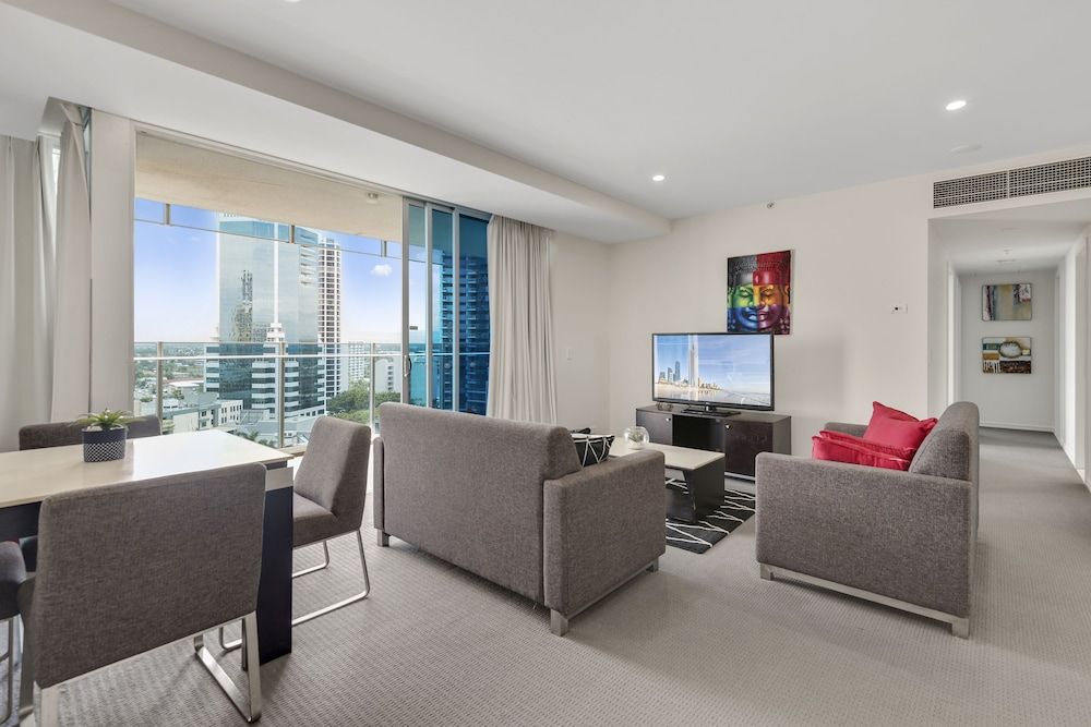 H'Residences - Q Stay Apartment, 2 Bedrooms, City View 7