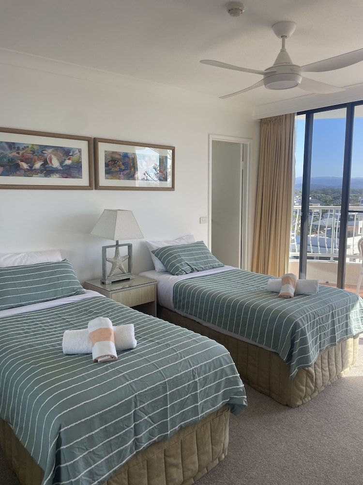 2 Bedroom Beach Front Ocean View Executive Apartment