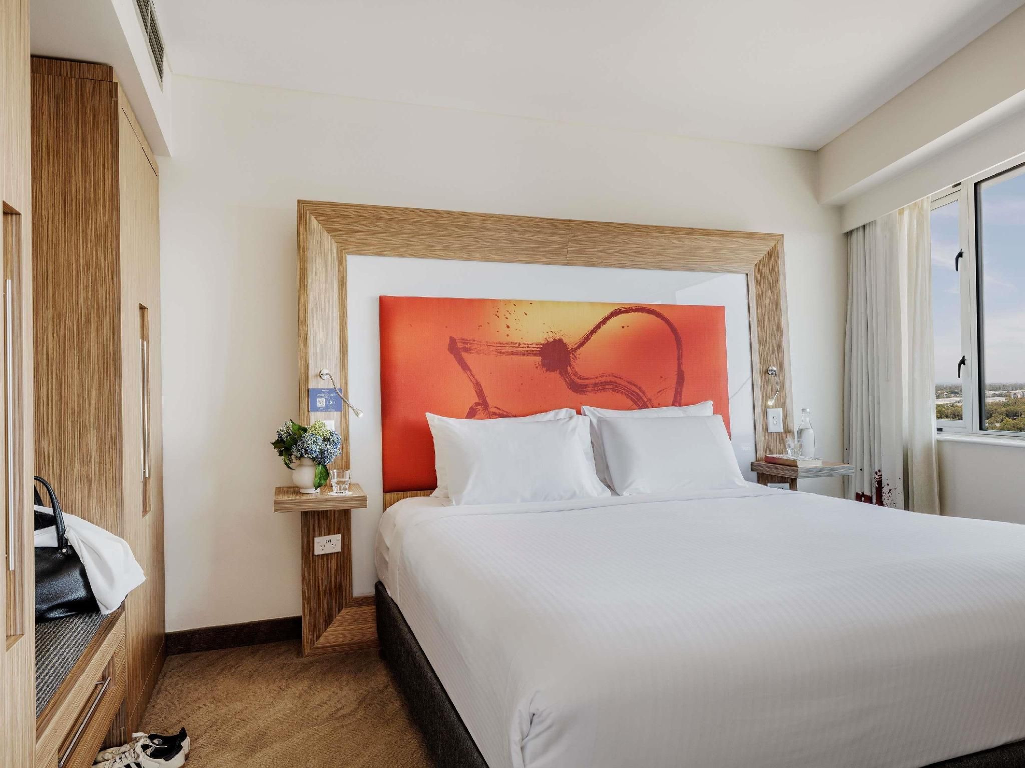 Superior King Suite