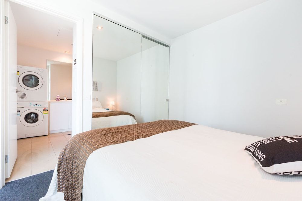 undefined ALLINDA, 1BDR Melbourne Apartment 3