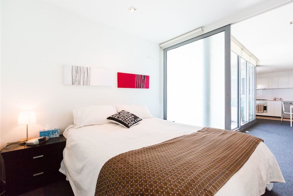 undefined ALLINDA, 1BDR Melbourne Apartment 5