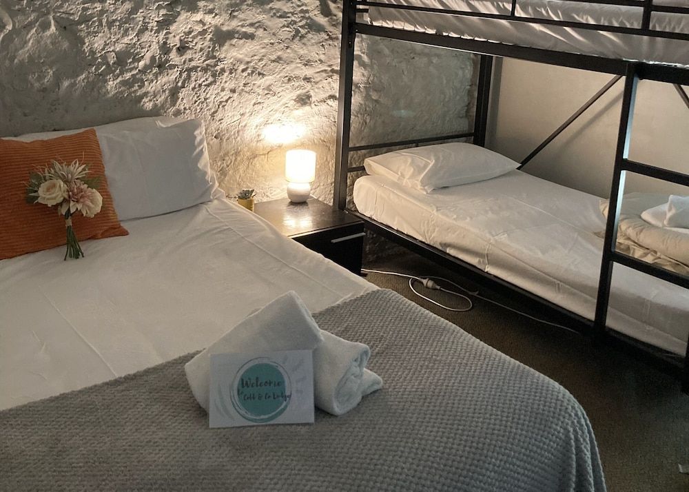 Cobb & Co Lodge Private Large Family Room 4