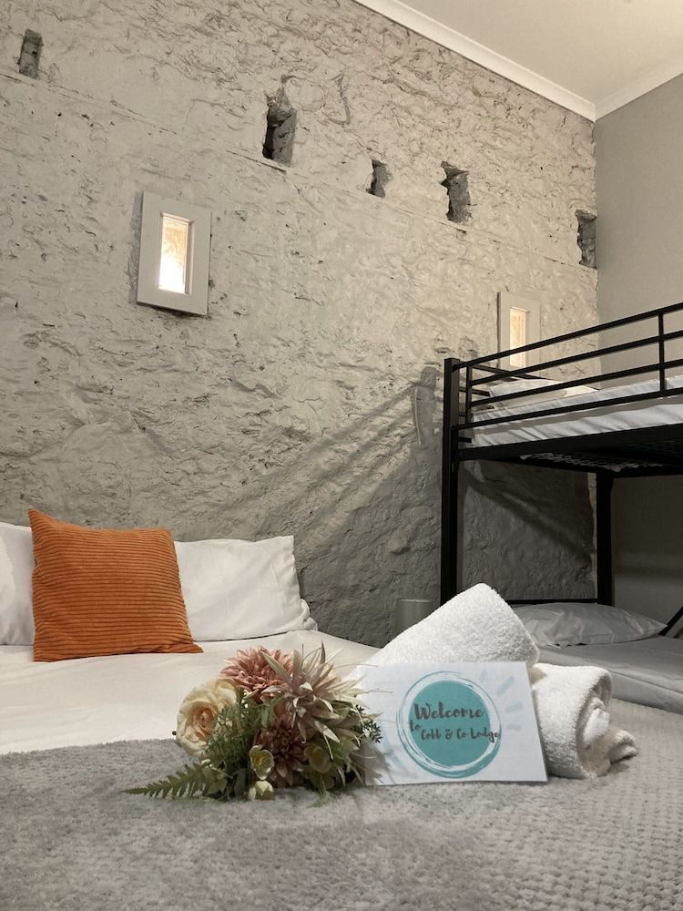 Cobb & Co Lodge Private Large Family Room 3