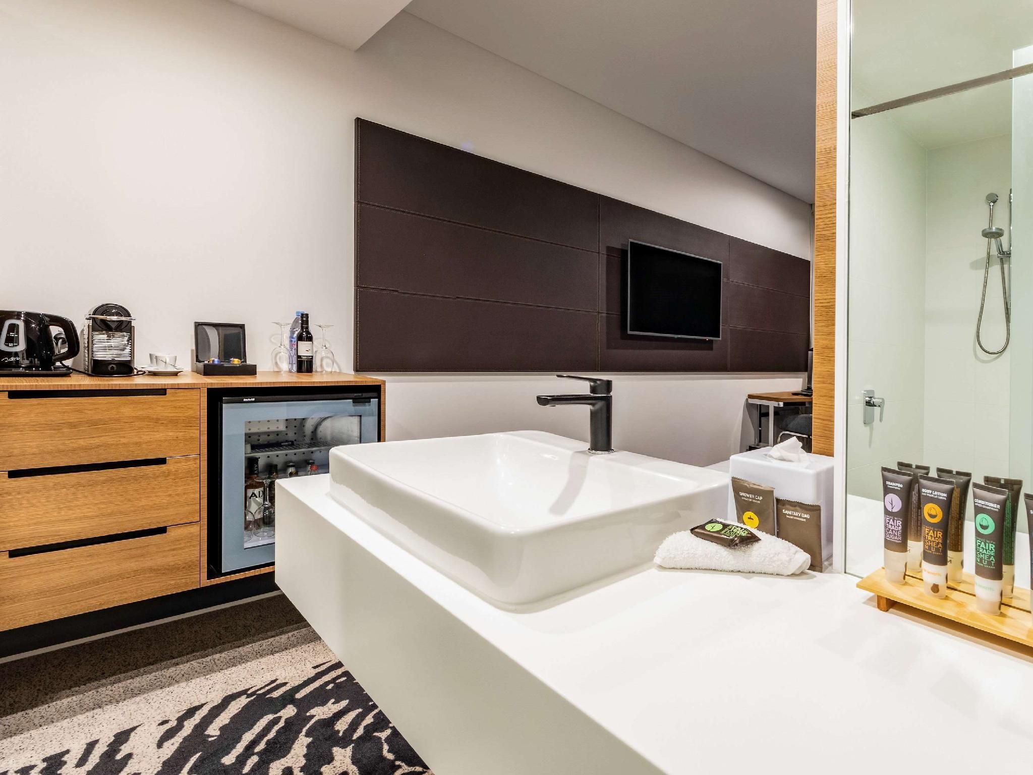 Premier N Room with 2 Double Beds City View