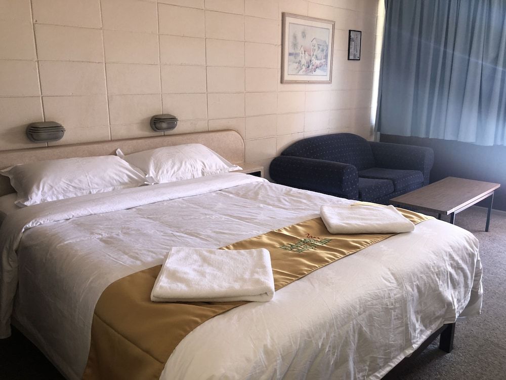 Inland Oasis Motel Motel Room 3