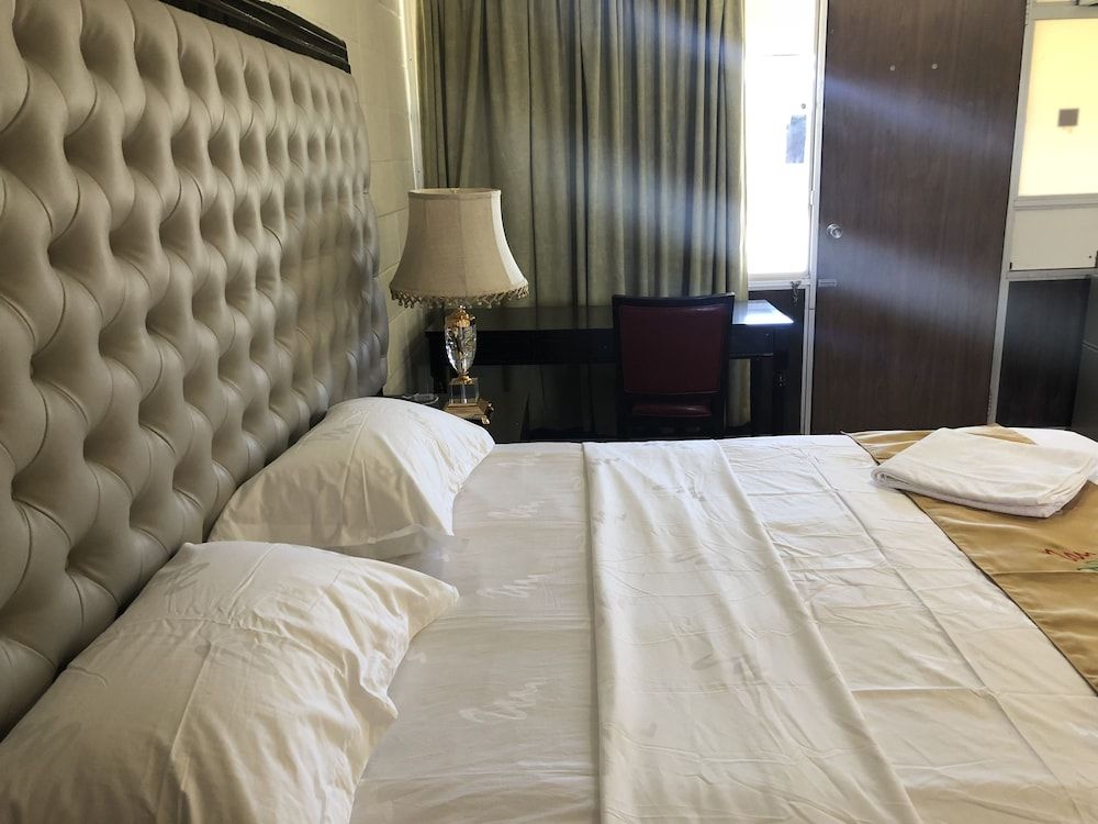 Inland Oasis Motel Premium Double Room 2