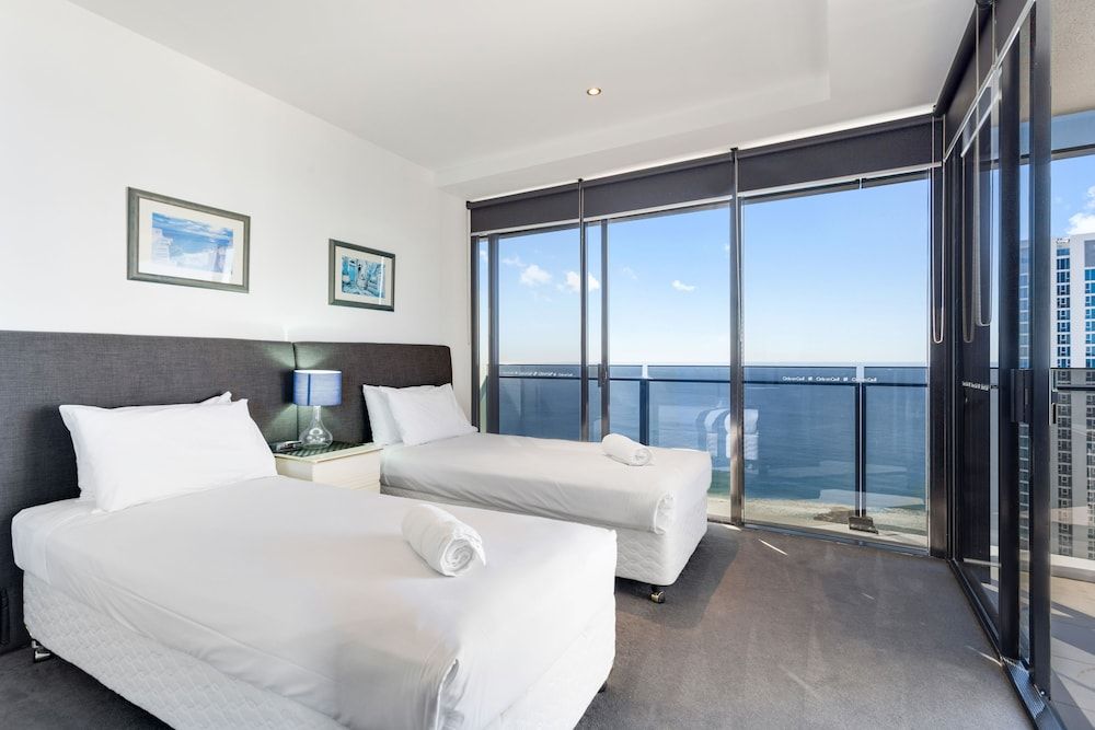 Apartment, 3 bedrooms, 2 bathrooms, Ocean View (Level 51)