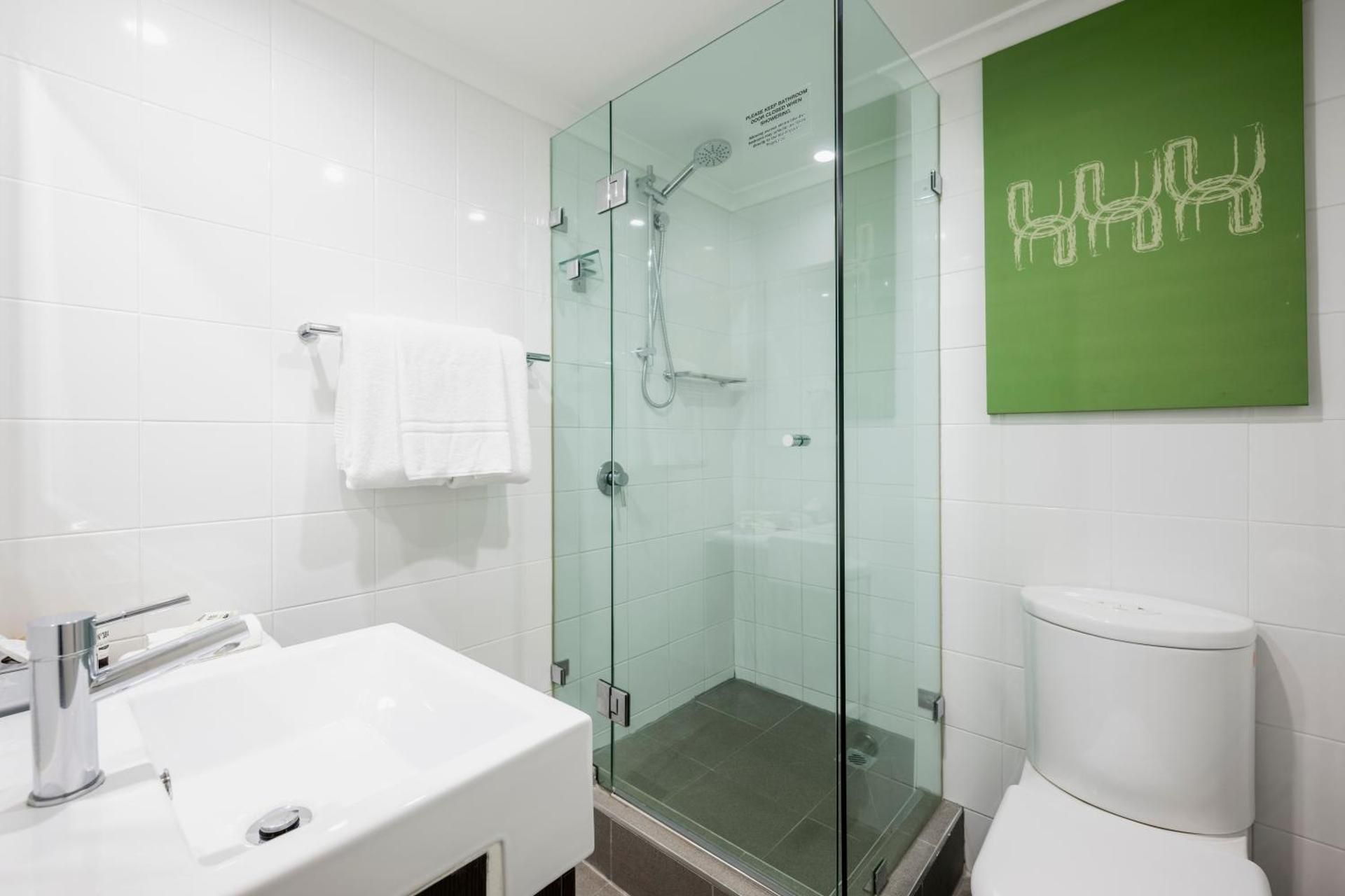 Mercure Sydney St Leonards Superior Room With 1 King Bed With Patio 2