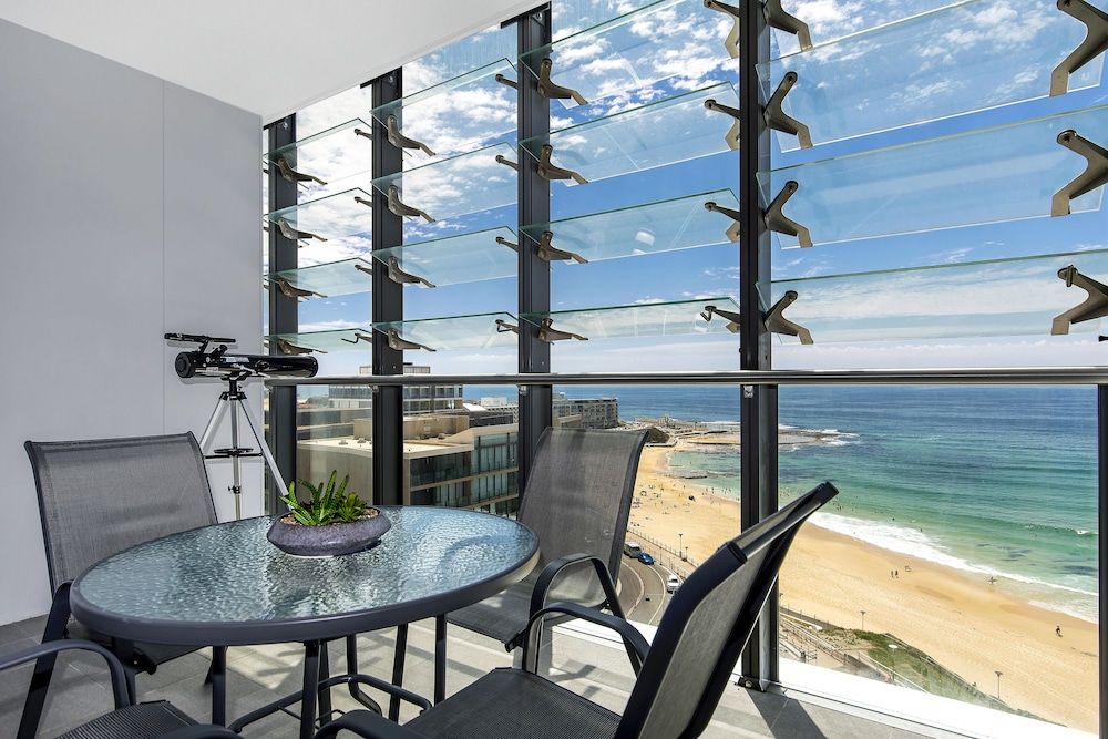 Superior Apartment, 2 Bedrooms, Ocean View, Beachside