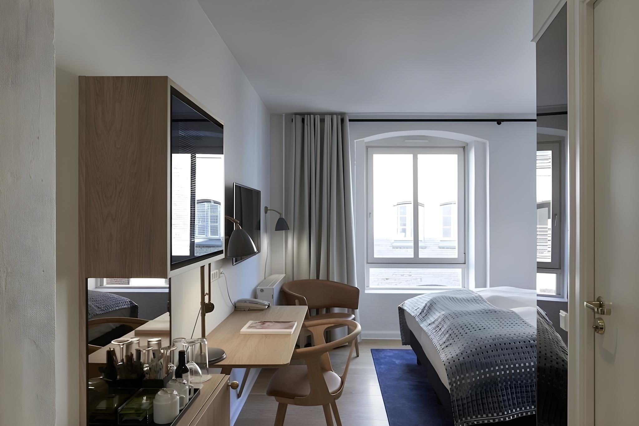 Two Connecting Double Rooms